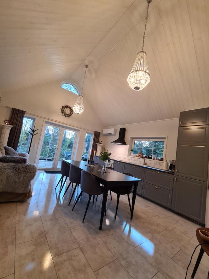 Tosthult Holiday Lonsboda Extérieur photo